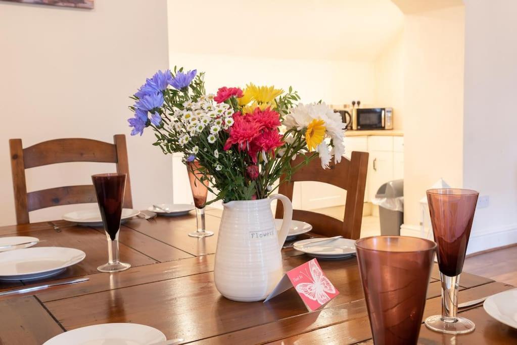 The Old Hay Barn - Games Room, Gym, Sleeps 8 Godmanchester المظهر الخارجي الصورة